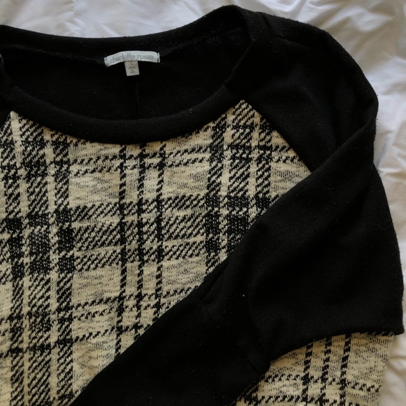 Black & White Charlotte Russe Sweater - Picture 1 of 3